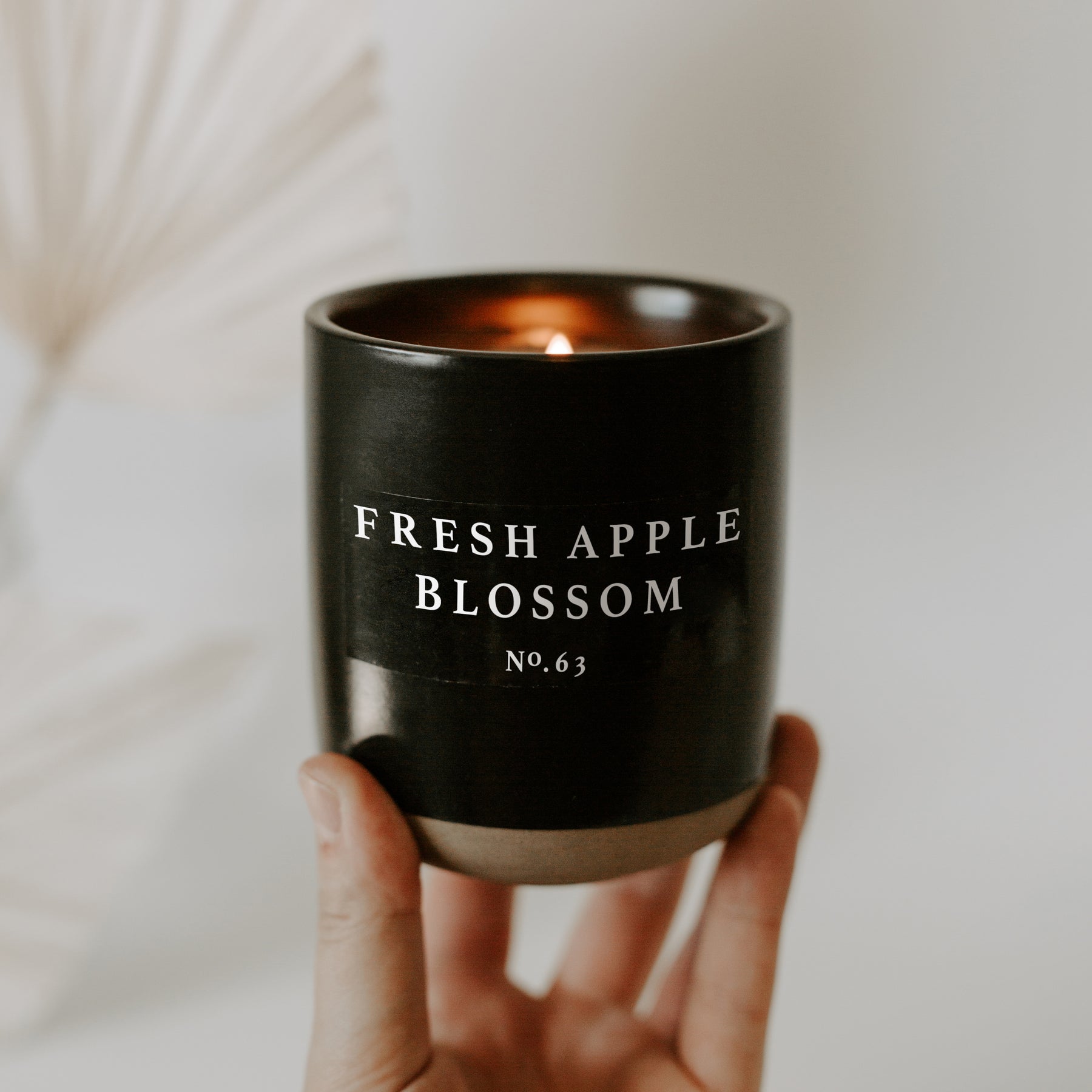 Farmhouse Kitchen Soy Candle - Black Stoneware Jar