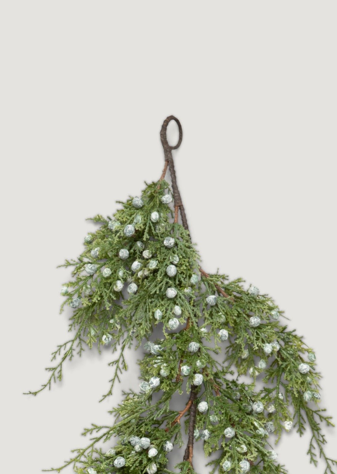 Deluxe Artificial Oregon Juniper Garland - 48" - Sweet Water Decor - GARLAND